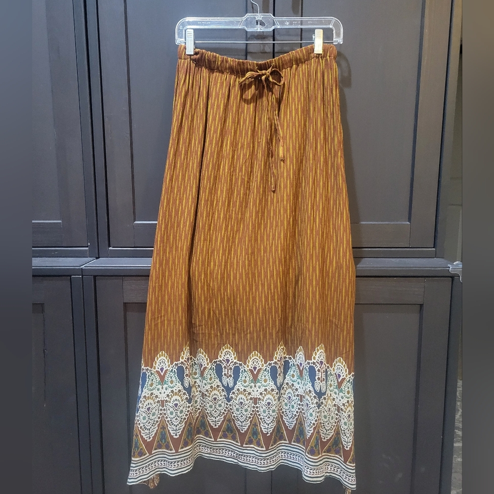 Brown Patterned Women's Skirt From Japan. Size M